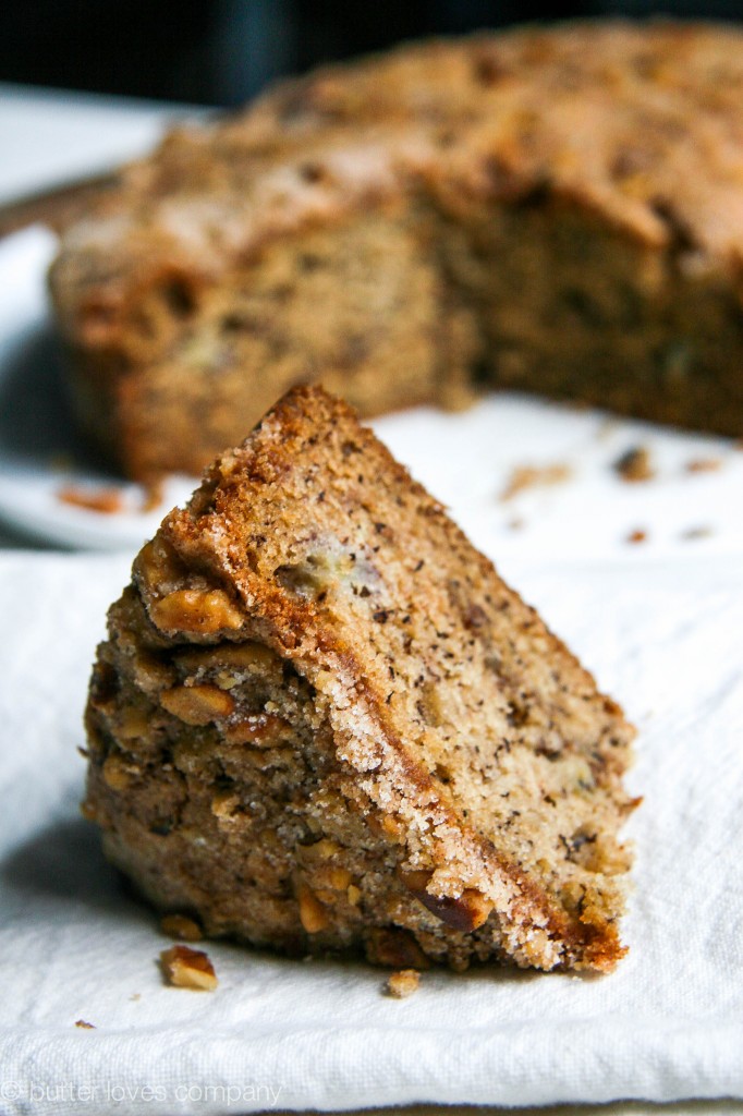 brown butter banana bread with crumble 8