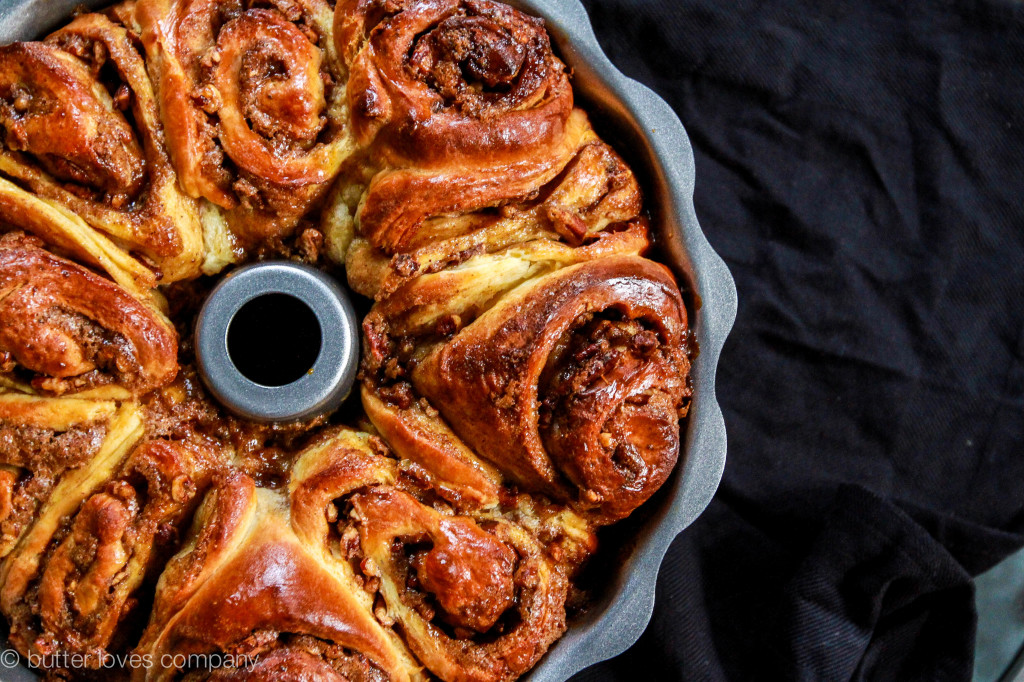 sticky bun bundt cake 5