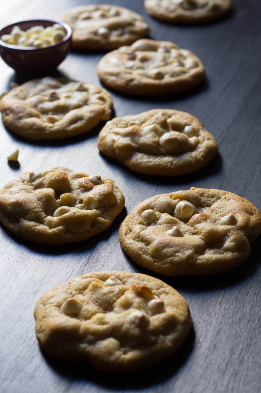 white chocolate macadamia cookies