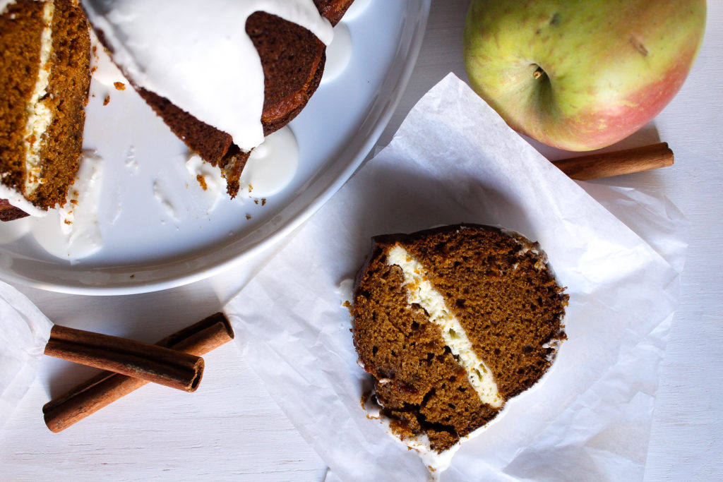 pumpkin bundt cake with cream cheese filling