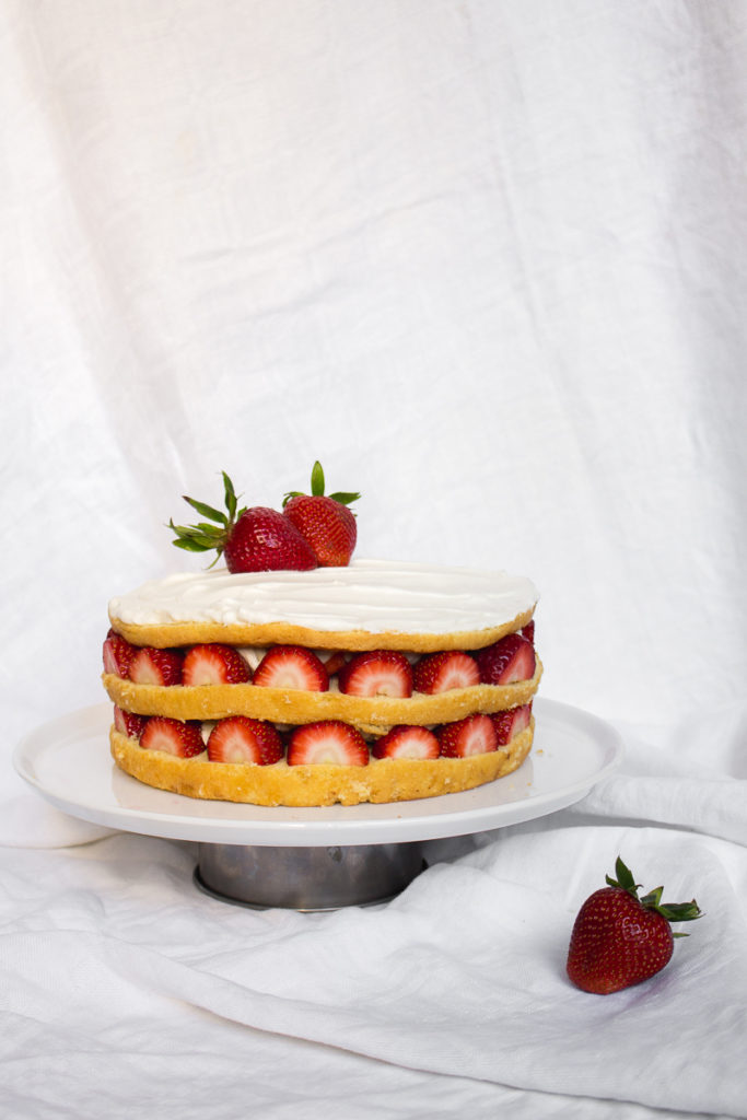 blog-strawberry-shortcake-cake-1