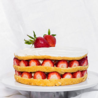 blog-strawberry-shortcake-cake-1