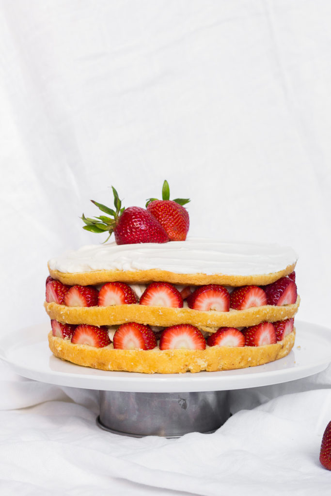 blog-strawberry-shortcake-cake-1