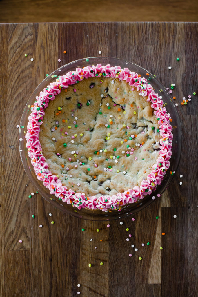 funfetti-cookie-cake