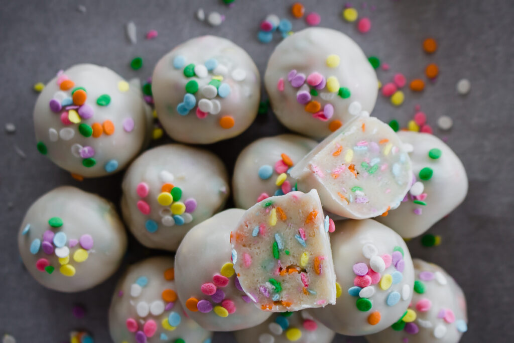 funfetti cookie dough truffles (no bake)